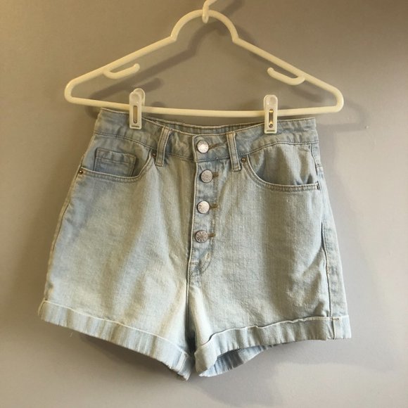 BDG Foxy Jean Short - Picture 3 of 11